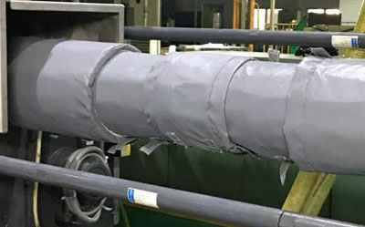 注塑機(jī)<a href=http://m.szyuhe.cn/e/tags/?tagname=%E4%BF%9D%E6%B8%A9%E8%A1%A3 target=_blank class=infotextkey>保溫衣</a>的好處